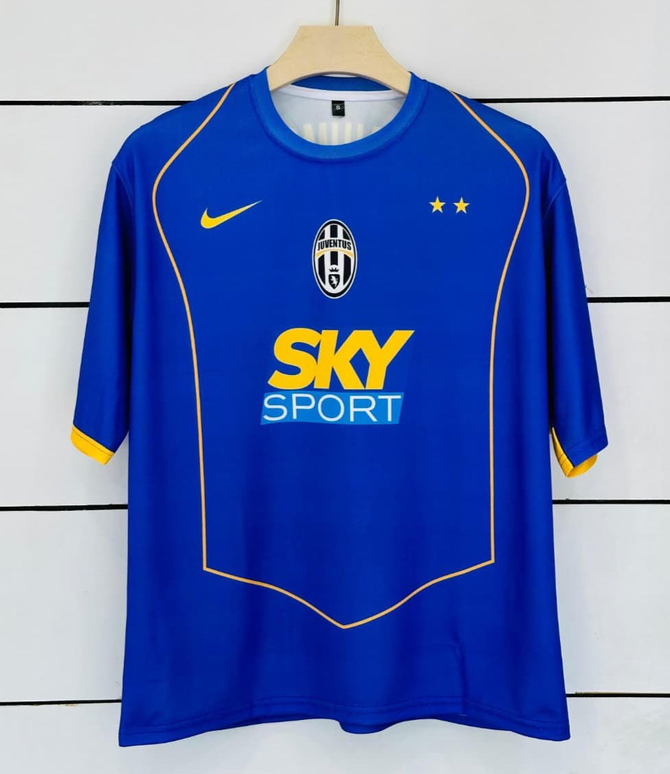 Juventus 2004/05 Away-Ibrahimovic