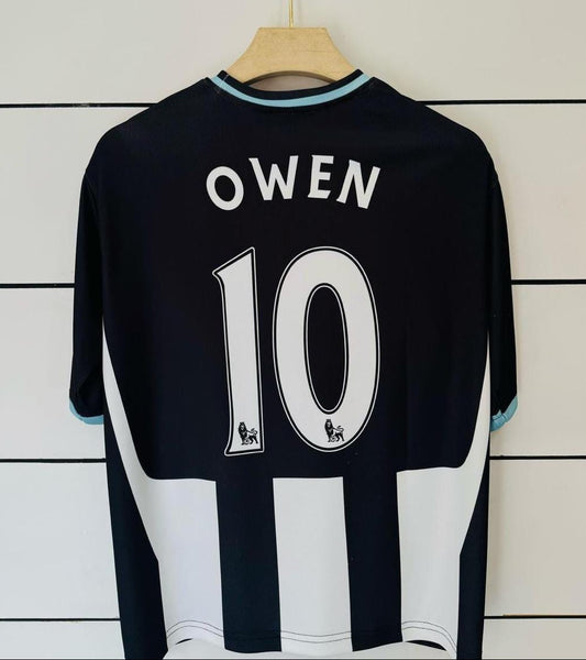 Newcastle United 2007/09-Owen Retro-Five sleeve