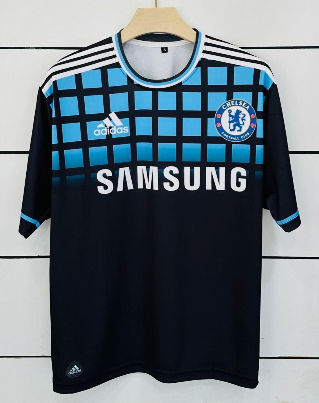 Chelsea 2011/12 Away kit-Torres