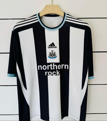 Newcastle United 2007/09-Owen Retro-Five sleeve