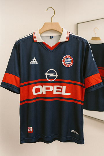 Bayern Munich 1997/98 Home-Matthaus-Signature
