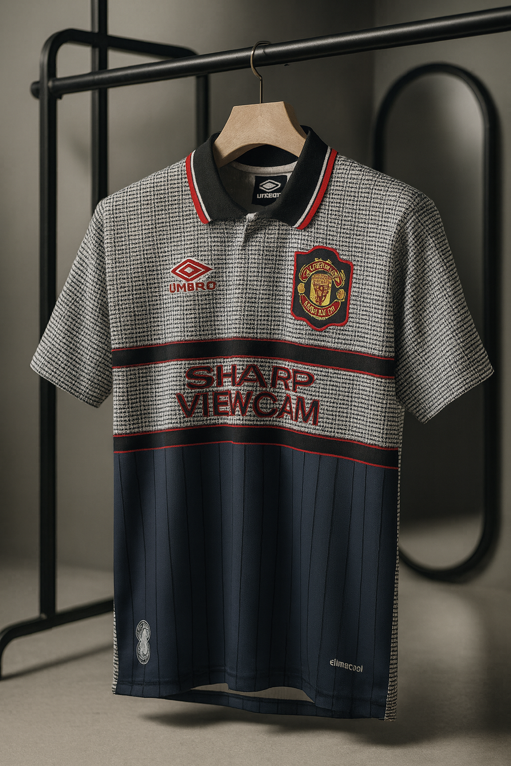 Manchester United 1995/96 Away Retro-Beckham- Collar Half Sleeve