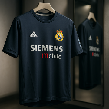 Real Madrid 2003/04 Away-Ronaldo Nazario-Five Sleeve-AM Retro Store