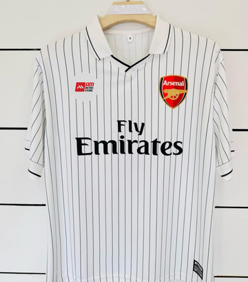 Arsenal 2009/10 Third Kit-Fabregas-Collar Five Sleeve-AM Retro Store