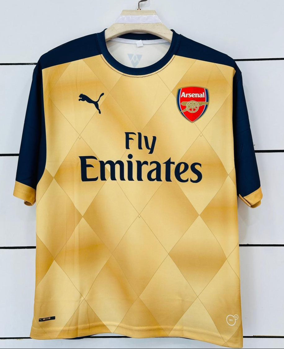 Arsenal 2015/16 Away-Ozil
