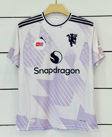 Manchester United 2025/26 Away-Martinez