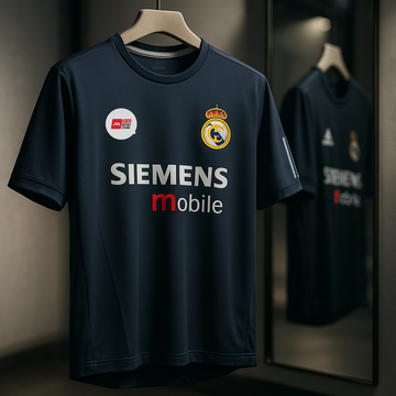 Real Madrid 2003/04 Away-Ronaldo Nazario-Five Sleeve-AM Retro Store